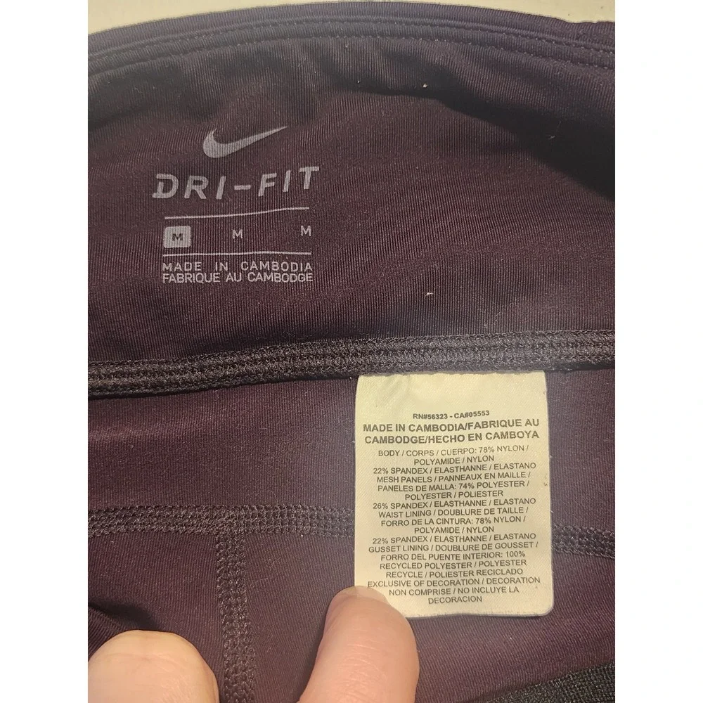 Nike Running Dri-FIT Epic Lux Plum Purple Graphic Print Running Leggings Size M